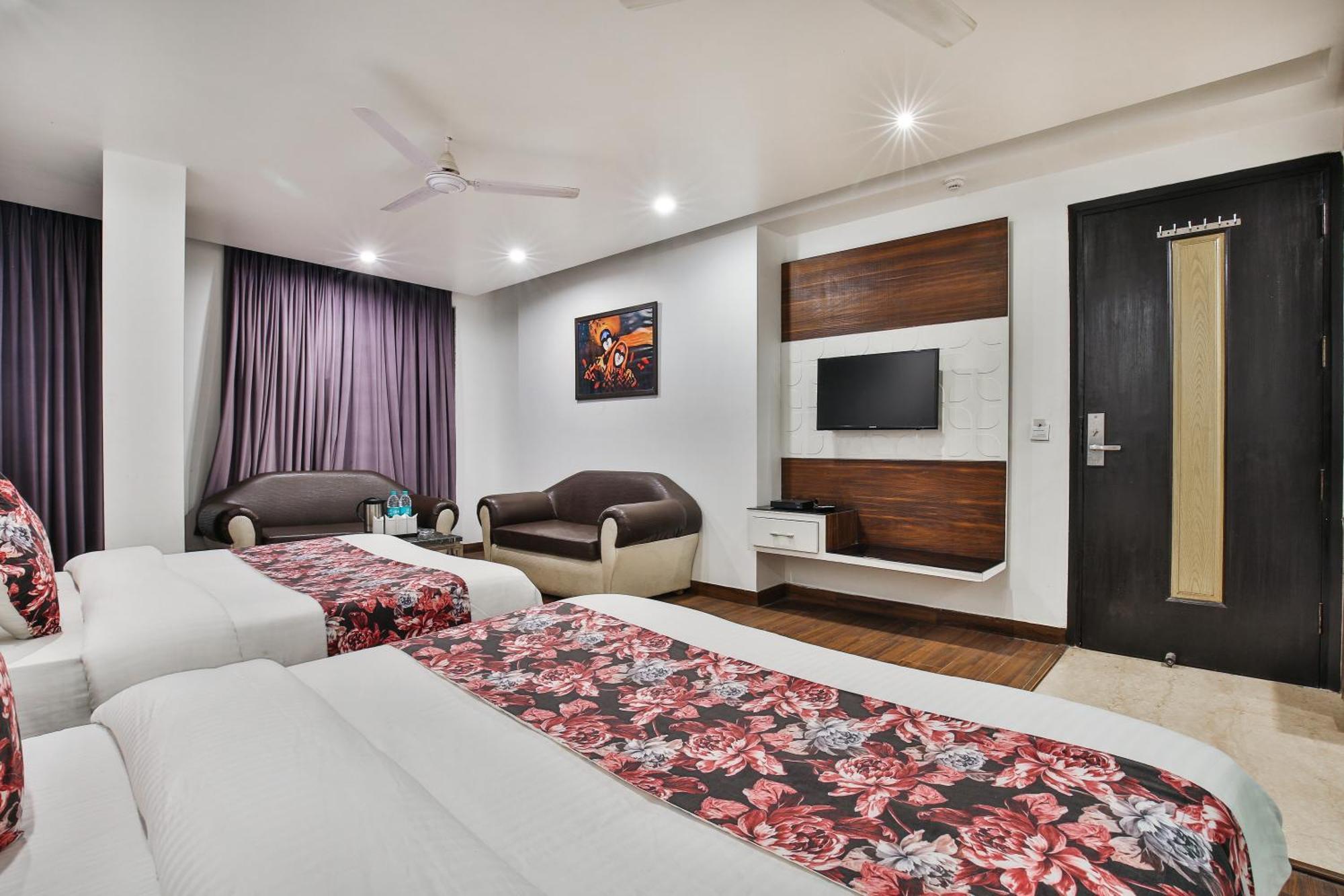 Hotel Uppal International, Near New Delhi Railway Station Eksteriør billede