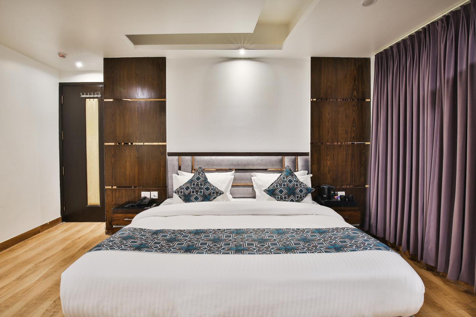 Hotel Uppal International, Near New Delhi Railway Station Eksteriør billede