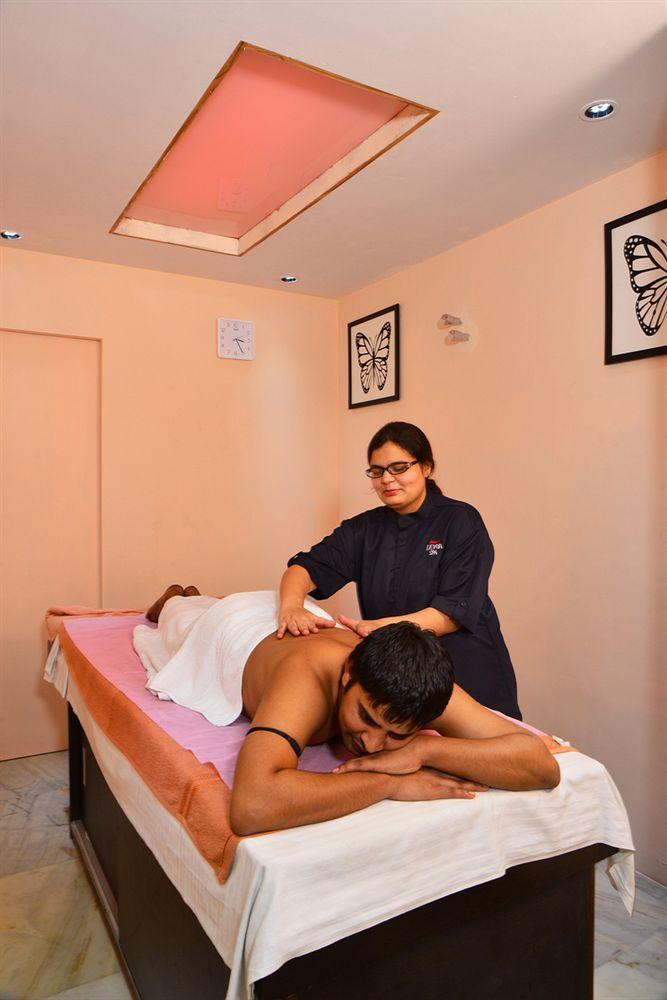 Hotel Uppal International, Near New Delhi Railway Station Eksteriør billede